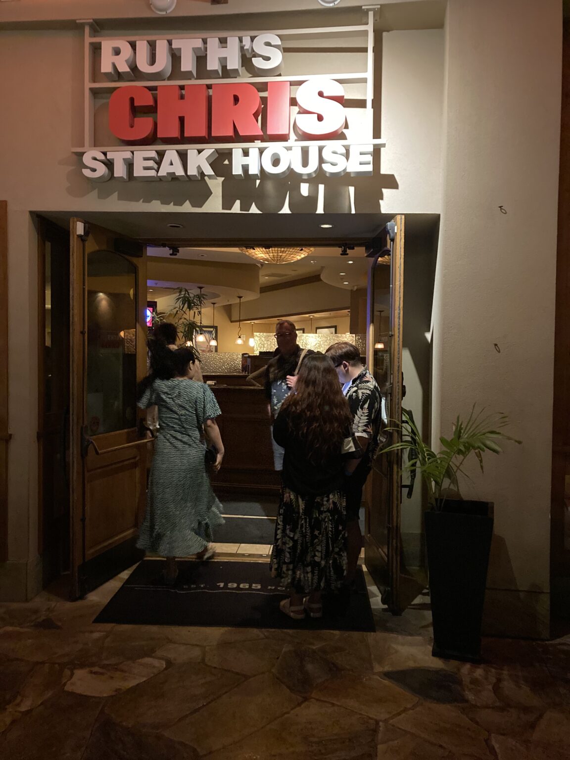 Ruth’s Chris Steak House＜ワイキキ・ハワイ＞ 社長 川崎のおすすめグルメ